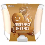 Glade Maxi Ginger Spice Oh So Nice vonná svíčka, 224 g